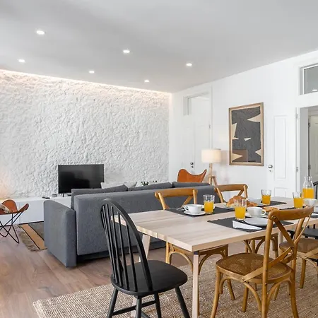 Trendy T.m By The River Apartman Lisboa