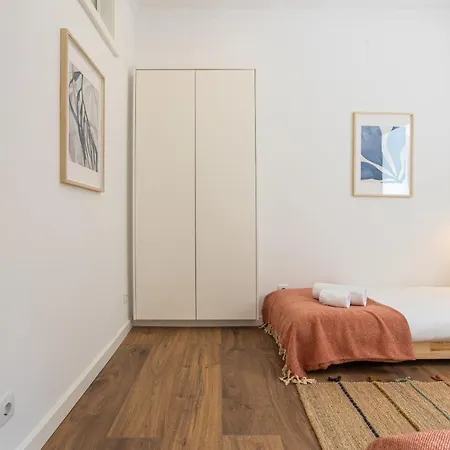 Trendy T.m By The River Apartman