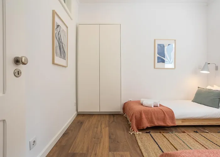 Trendy T.m By The River Apartman